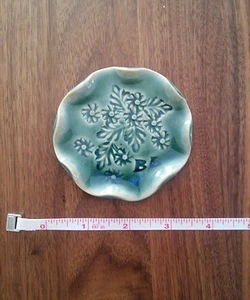 Handarbeit Kunst Studiokeramik Keramik Löffel Rest Blumen Blätter Botanisch Grün - Bild 1 von 2