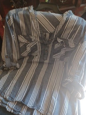 Camisa de lino azul y blanco para mujer. Talla 8 Foto 1 de 4