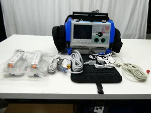 ๐ NEW! Zoll M Series CCT BIPHASIC SpO2 Defibrillator Monitor Accessories Case - Picture 1 of 12