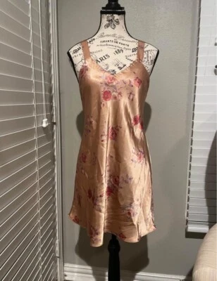VESTIDO SIN TIRANTES VINTAGE JONES NEW YORK SEDA FLORAL CON BATA A JUEGO TALLA PEQUEÑA Foto 1 de 4