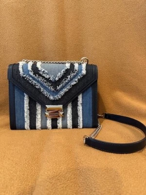 Bandolera/hombro Michael Kors Whitney denim y cuero con herrajes dorados grande Foto 1 de 4