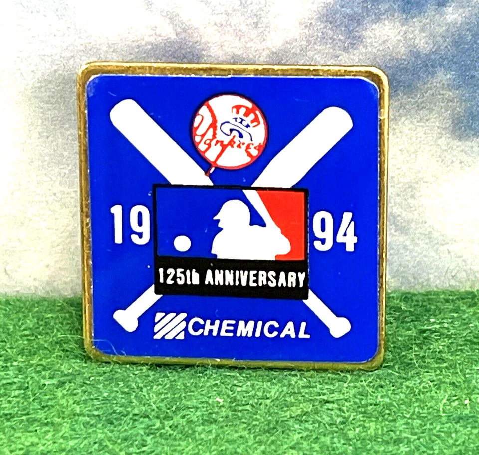 1994 NEW YORK YANKEES PIN 125th ANNIVERSARY PIN CHEMICAL BANK PIN - Image 1 of 1