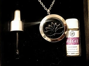 Trendige Aroma Halskette von Earthbound Trading Co ~ Lavendel Aromaöl - Bild 1 von 3