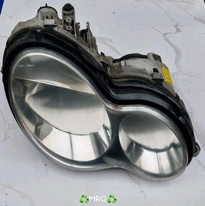 MERCEDES BENZ C-KLASSE KOMBI LIMOUSINE W203 O/S/F SCHEINWERFER VORNE RECHTS A2038203461 - Bild 1 von 3