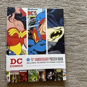 Libro de carteles del 75 aniversario de DC COMICS 100 PORTADAS ROBERT SCHNAKENBERG Libro usado - Imagen 1 de 12