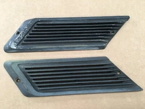 SIDE PILLAR VENTS MAZDA 1200 1300 NARROW BODY SECOND-HAND GENUINE - Picture 1 of 6