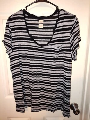 Faded Glory женщин плюс размер черный и серый полоски v-образным вырезом Топ, карман размер 2 X    - Изображение 1 из 4