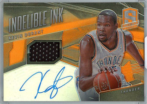 2013-14 Kevin Durant /20 PANINI Spectra Auto Game Worn Material 
