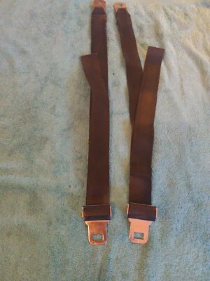 Dos cinturones de asiento Ford Torino 1970, Fairlane Mavrick, Pinto, Fairlane fecha 34-70 Foto 1 de 4