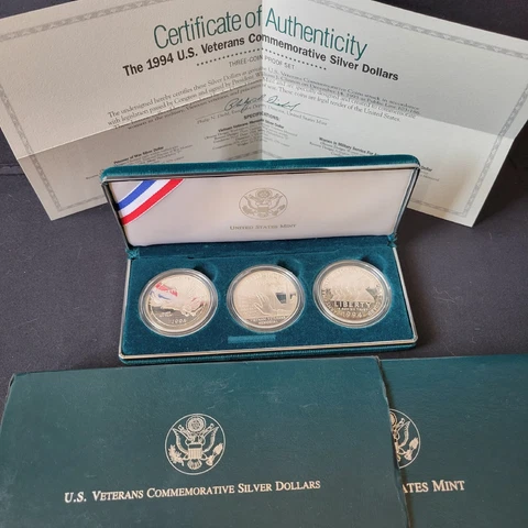 1994-P US Veteran's Commemorative set, 3 Proof Silver Dollars, OGP, with COA Cover