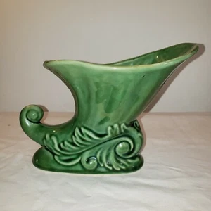 Vintage Planter Green Cornucoppia - Picture 1 of 4
