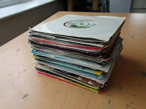 Bundle of 56 Singles on Vinyl 7" - Mixed Music - Loads of Pictures Included - Picture 1 of 12