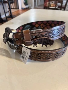 NUOVO cappello rosso sporco pelle uomo cintura lavorata avorio sottofondo fibbia sud-ovest TG 36 - Foto 1 di 14