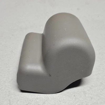 03-06 Chevrolet Suburban 1500 Seat Cover Trim  15181140, - Image 1 of 4