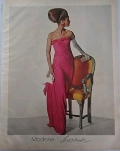 1966 Mujeres Modess Because Servilletas Sanitarias Rosa Vestido de Noche Anuncio De Colección - Imagen 1 de 1