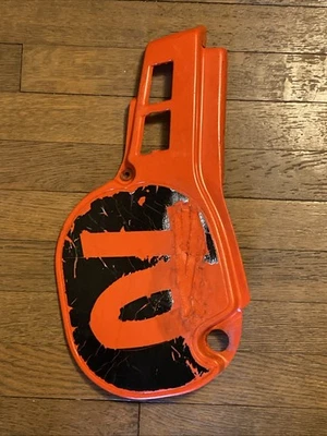 Placa de matrícula lateral izquierda vintage Honda 1984-85’ CR80 CR60 OEM CR80R roja Foto 1 de 4