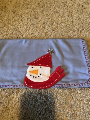 Paño de eructo con apliques de muñeco de nieve de Navidad Pottery Barn Foto 1 de 4