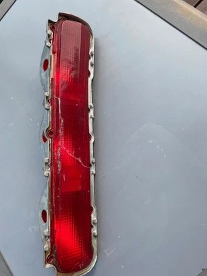 Pontiac GTO 1966 luz trasera izquierda carcasa con lente Foto 1 de 4