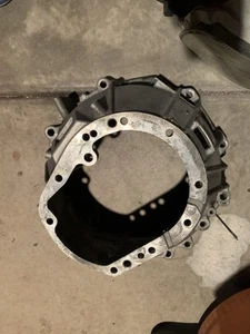 TOYOTA Tundra 3.4 V6 R150 TRANSMISSION BELL HOUSING - Picture 1 of 2