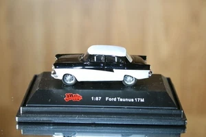 1957 FORD TAUNUS 17M, B&W 1:87 HO SCALE England Malibu Die Cast ! - Picture 1 of 11
