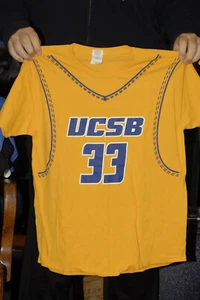 University California Santa Barbara Basketball SGA t shirt Large Guachos NM Gold - Picture 1 of 2