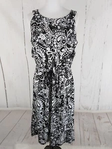 Vestido Talbots Patrón Floral Nuevo con Etiquetas Negro Blanco Mediano Pequeño Tejido Rayón Algodón - Imagen 1 de 8