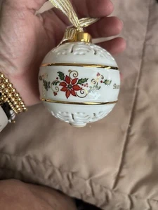 Palla Lillian Vernon Poinsettia stile ornamento 011866 in scatola originale. 2287 - Foto 1 di 6
