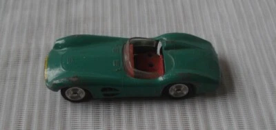 SOLIDO n°107 : ASTON MARTIN DBR1 vert foncé - sans boîte - Photo 1/4