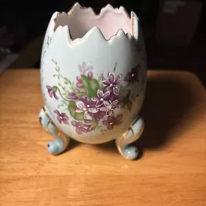 Vintage NAPCOWARE Japan Hand Painted Porcelain Cracked Egg Footed Purple Pansies - Picture 1 of 6