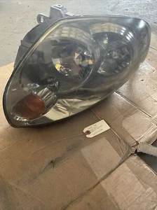 05-07 Infiniti G35 Sedan Front Right Headlight Assembly 26010-AC70A - Picture 1 of 5