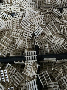 New Wood Colour Pallets S Gauge 1-64 Scale Models Diorama Hotwheels (25 Pack) - Picture 1 of 7
