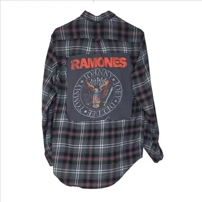 Camisa gráfica Ramones de franela a cuadros gris y negra Boneyard Threadz para hombre pequeña Foto 1 de 4