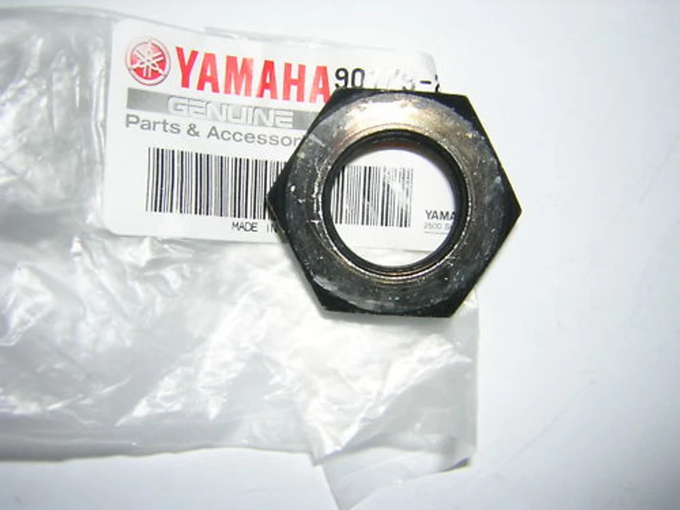 Yamaha R1 98-01 Gearbox Sprocket Nut. Genuine Yamaha .New (b22b) - image 1 of 1