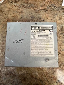 2014-2015 NISSAN R35 GT-R RADIO RECIEVER PART # 25915-JF33C - Picture 1 of 7