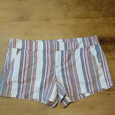 Pantalones Cortos Chinos Maurices Juniors 15/16 Multicolor Rayas Algodón 3" Entrepierna Foto 1 de 4