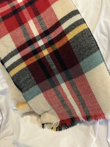 FRAAS 100% Acryl Schal, Halstuch, Stola, Schal Schoßdecke 46x98" Plaid Creme Rot - Bild 1 von 10