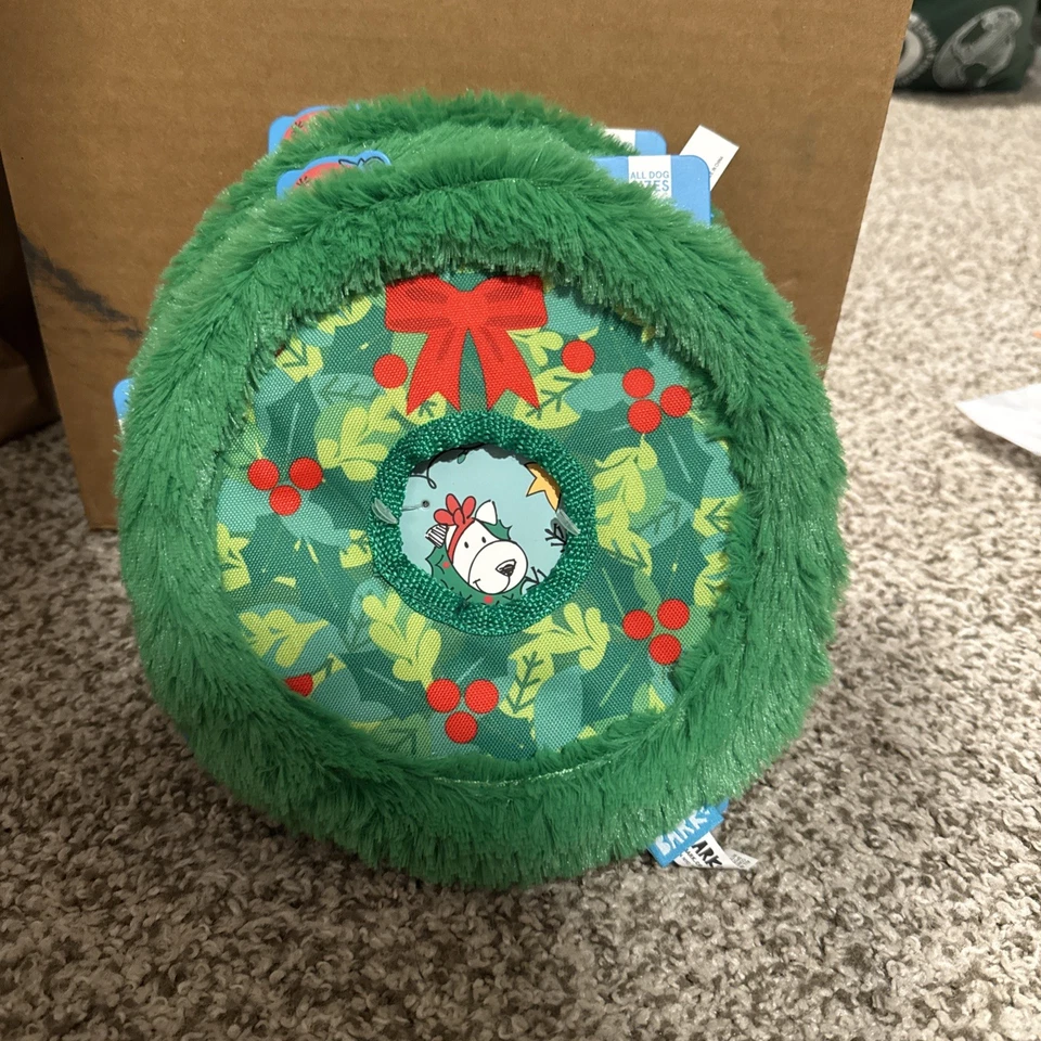 Bark BarkBox Christmas WREATH TOSS  Dog  FRISBEE  Toy Fetch Play Time - Image 1 of 2