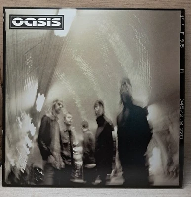 Oasis – Be Here Now - Image 1 of 4