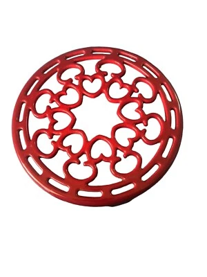 Cast Iron Trivet Enamel Red Round Footed Metal Hot Plate Hearts Ornate Farmhouse - Image 1 of 3