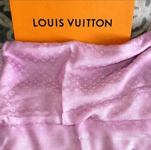 Chal de seda Louis Vuitton 50% lana 50% 45x92 pulgadas hecho en Italia monograma lila color - Imagen 1 de 11