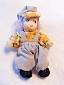 Süsses Püppchen Porzellankopf 10cm Sammlerstück aus Nachlaß - Bild 1 von 2