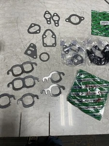 Summit Racing Gaskets Full Set Chevy Small Block Gen I Set G2600 - Picture 1 of 16