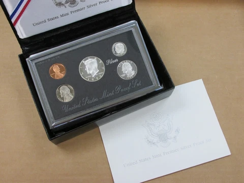 1996 S US Mint PREMIER SILVER Proof Set 5 coins OGP Original Box & COA Cover