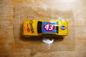 Dodge Charger Cheerios Richard Petty #43 NASCAR 1974 Hot Wheels - Imagen 1 de 2