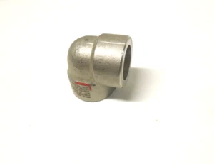 3/4" 3000 (3M) Socket Weld (SW) 90° Elbow Forged 304 Stainless Steel NEW SURPLUS - Picture 1 of 3