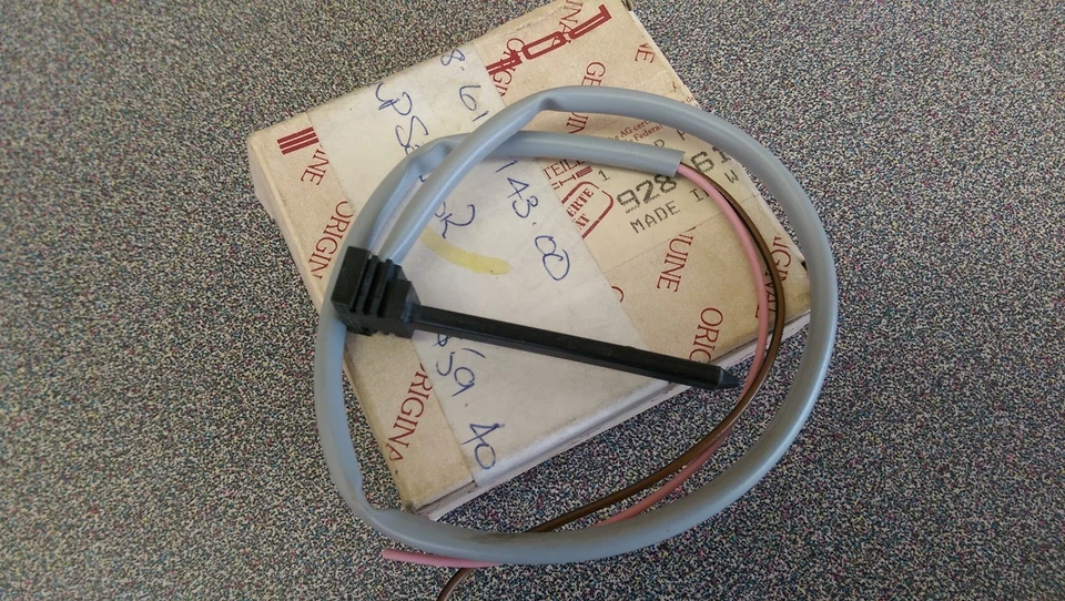 NUEVO ORIGINAL ORIGINAL PORSCHE 928 AIRE ACONDICIONADO ARNÉS DE CONTROL SENSOR DE TEMPERATURA Foto 1 de 4