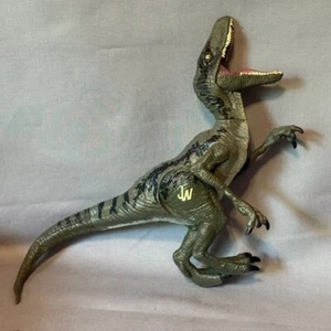 Vintage Jurassic Park Figure Toy Dinosaur Mattel Velociraptor Raptor Green Roar - Picture 1 of 4