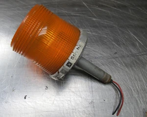 STAR WARNING SYSTEMS 200ZQ 12 VDC Amber WARNING STROBE LIGHT - Picture 1 of 5