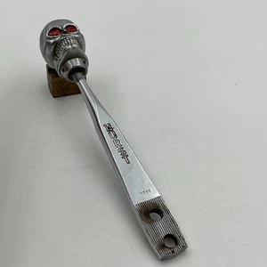 Hurst 7238 Competition Plus Shift Lever Straight 7 7/8" x 3/8/16 w/ skull Knob - Picture 1 of 17