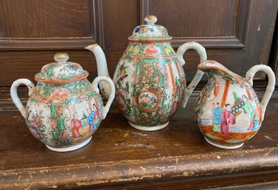 Китайский фарфор ручной росписи Famille роза медальон чайник сливочник c. 1920-х - Изображение 1 из 4